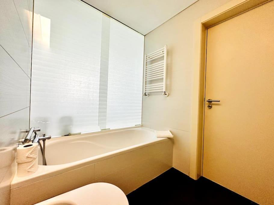 Marina Expo Apartment Lisbon Exterior photo